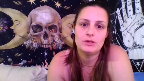 Snapshot of xxxmistymoansxxx chatting on November 6, 8:32 pm Misti online show from November 6, 8:32 pm