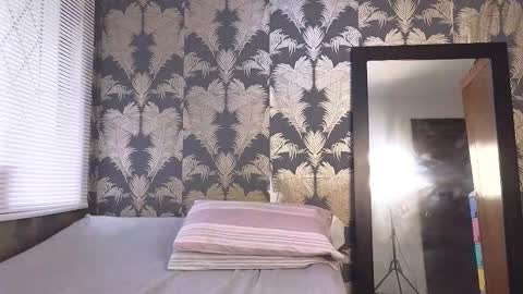 xxxtatianabustyxxx online show from February 3, 8:03 pm