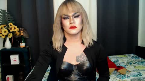 QueenMarina online show from January 27, 12:22 am