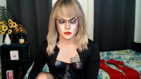 QueenMarina online show from January 29, 12:13 pm