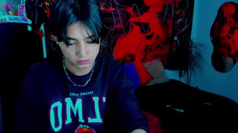 Snapshot of xzerox_ chatting on October 17, 8:06 am xzerox_ online show from October 17, 8:06 am