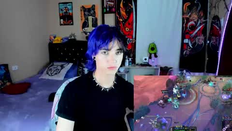 xzerox_ online show from April 20, 9:49 pm