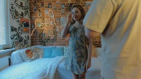 Snapshot of yami_yami_yami chatting on February 14, 11:31 am Mia and Andry online show from February 14, 11:31 am