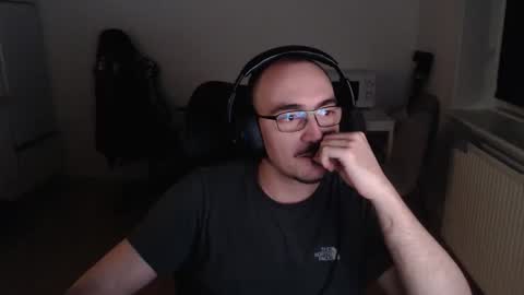 Snapshot of yamillamal157 chatting on November 3, 11:15 pm YamilLamal online show from November 3, 11:15 pm