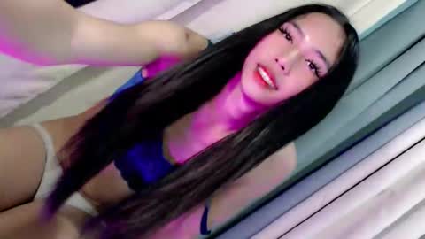 Snapshot of yams_kitty69 chatting on September 23, 10:51 am yams_kitty69 online show from September 23, 10:51 am