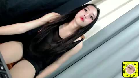 Snapshot of yams_kitty69 chatting on October 3, 9:50 am yams_kitty69 online show from October 3, 9:50 am