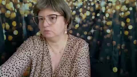 Anika online show from November 2, 8:17 am