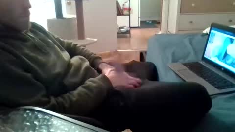 yansans677481768 online show from January 18, 1:20 am