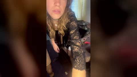 yanyanpixie online show from December 20, 4:03 pm