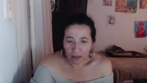Snapshot of yasmin_love85 chatting on October 14, 5:58 pm yasmin_love85 online show from October 14, 5:58 pm