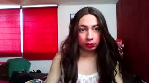 Yasmin Paez online show from December 12, 3:48 pm