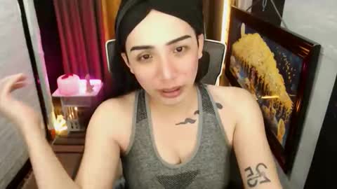 yassiered online show from March 5, 2:24 pm