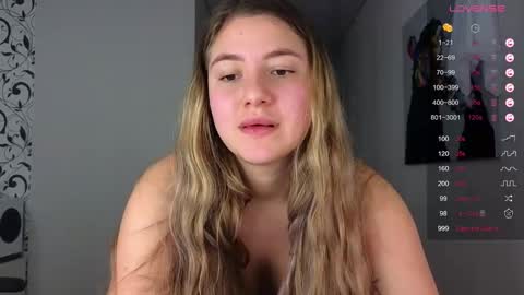 Yasyaa  online show from December 20, 5:14 am