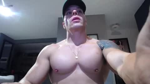 Snapshot of yatho_ chatting on October 29, 2:03 am yahto online show from October 29, 2:03 am