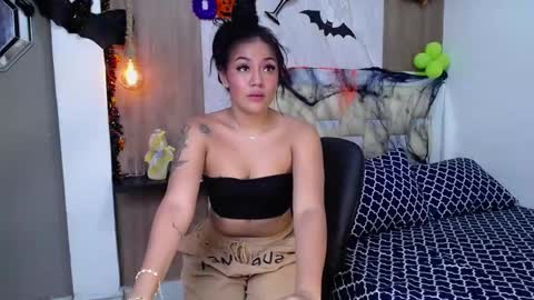 YAYA online show from October 24, 9:22 pm