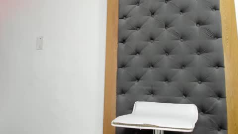 YAYA online show from January 25, 5:29 am