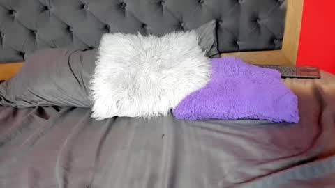 YAYA online show from October 12, 2:21 am