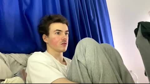 yayay333 online show from March 11, 2:17 am