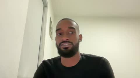 Snapshot of yayo_51400 chatting on December 20, 5:03 am oliver online show from December 20, 5:03 am