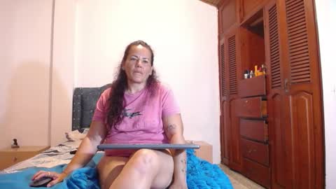 Snapshot of yazmin_mature chatting on September 29, 11:09 pm Jasmin online show from September 29, 11:09 pm