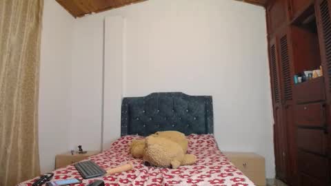 Snapshot of yazmin_mature chatting on October 12, 4:11 am Jasmin online show from October 12, 4:11 am