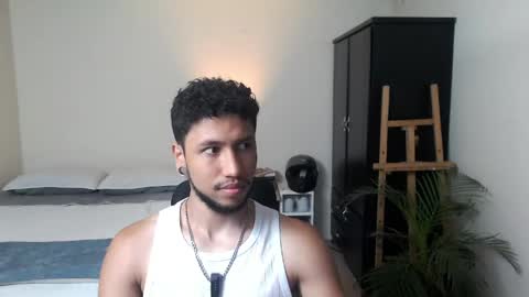 yeff online show from May 27, 11:02 pm