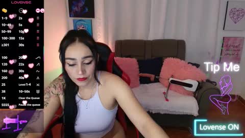Snapshot of yeliana_sexy chatting on September 21, 3:41 am Valery online show from September 21, 3:41 am