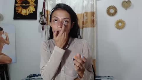 Snapshot of yemaya_28 chatting on January 19, 9:55 pm Yemaya 28 online show from January 19, 9:55 pm