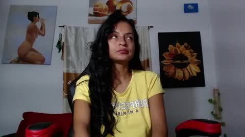 Snapshot of yemaya_28 chatting on September 13, 9:09 am Yemaya 28 online show from September 13, 9:09 am