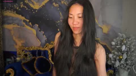 yennstar online show from January 31, 9:35 pm