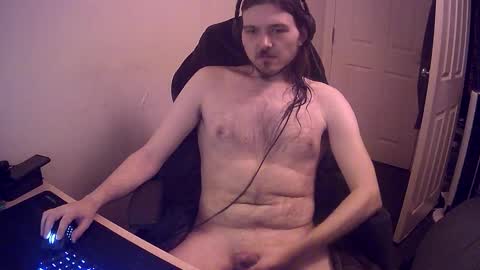 Snapshot of yeovil_alex chatting on October 28, 6:21 pm Alex online show from October 28, 6:21 pm