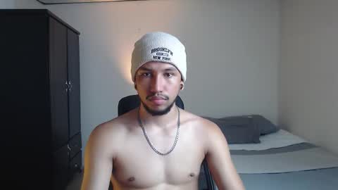 Yeff ind. model  online show from November 28, 12:57 am