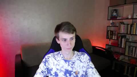 Snapshot of yes_cute_boy_ chatting on September 27, 5:18 pm Eden online show from September 27, 5:18 pm