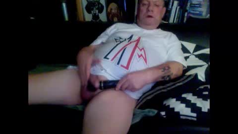 Snapshot of yessex247 chatting on November 27, 2:13 am yessex247 online show from November 27, 2:13 am