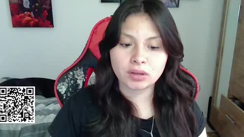 yessica_gomez01 online show from April 13, 10:37 pm