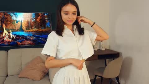 Polly online show from October 22, 7:52 am