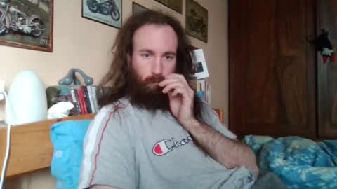 Snapshot of yeti_92 chatting on December 14, 10:56 am yeti_92 online show from December 14, 10:56 am