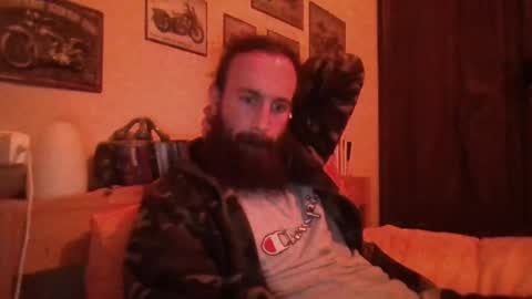 Snapshot of yeti_92 chatting on January 28, 5:35 pm yeti_92 online show from January 28, 5:35 pm