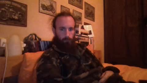 Snapshot of yeti_92 chatting on February 26, 7:05 pm yeti_92 online show from February 26, 7:05 pm