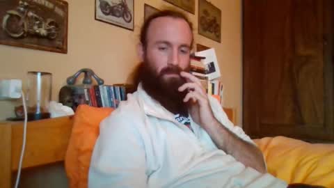 Snapshot of yeti_92 chatting on October 16, 4:08 pm yeti_92 online show from October 16, 4:08 pm