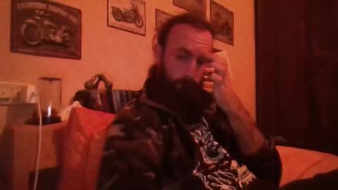 Snapshot of yeti_92 chatting on November 27, 5:37 pm yeti_92 online show from November 27, 5:37 pm