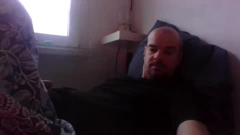 yewloo online show from November 29, 6:49 am