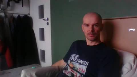 yewloo online show from December 23, 9:29 am