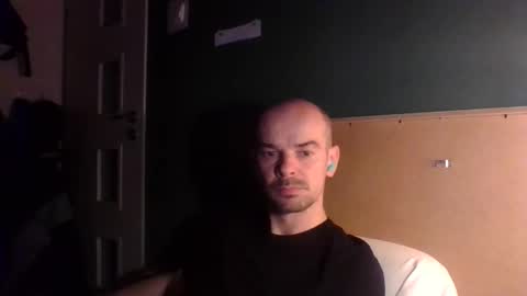 yewloo online show from January 14, 4:34 pm