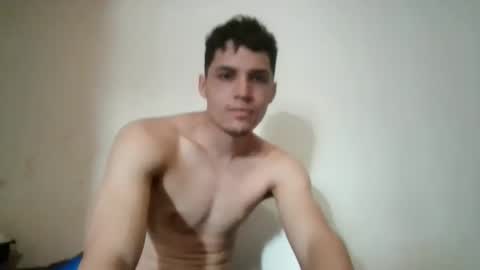 yhoangaga2025 online show from May 13, 3:42 pm