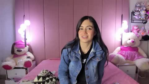 yinyang_luar online show from December 14, 11:15 am