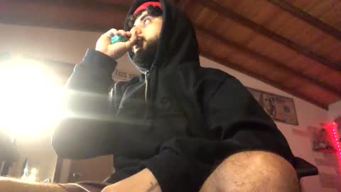 Snapshot of yio__cohen chatting on January 7, 3:35 am yio cohen  online show from January 7, 3:35 am