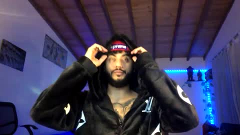 Snapshot of yio__cohen chatting on January 9, 11:45 pm yio cohen  online show from January 9, 11:45 pm