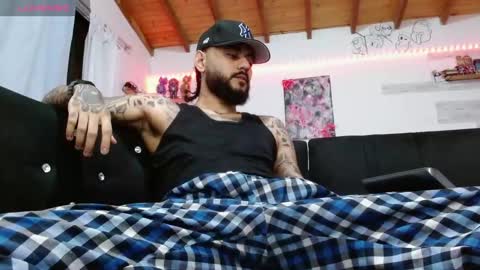 Snapshot of yio__cohen chatting on September 9, 6:13 am yio cohen  online show from September 9, 6:13 am