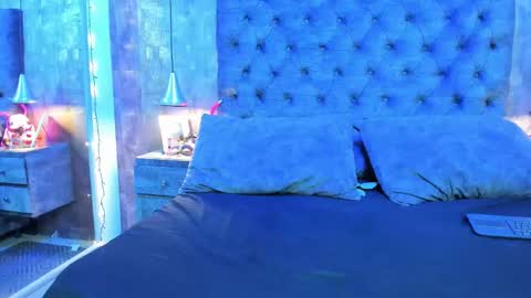 Snapshot of yiyisandoval chatting on November 20, 7:57 pm yiyisandoval online show from November 20, 7:57 pm